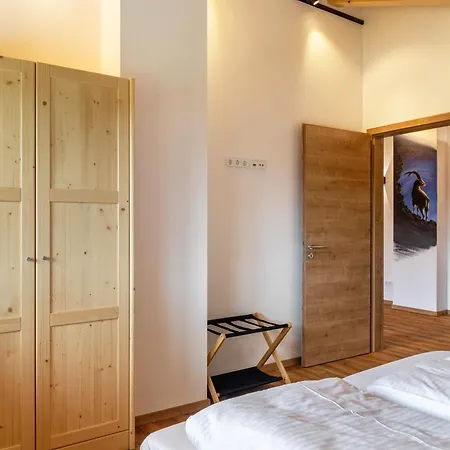 Apartment Haus Stoabock